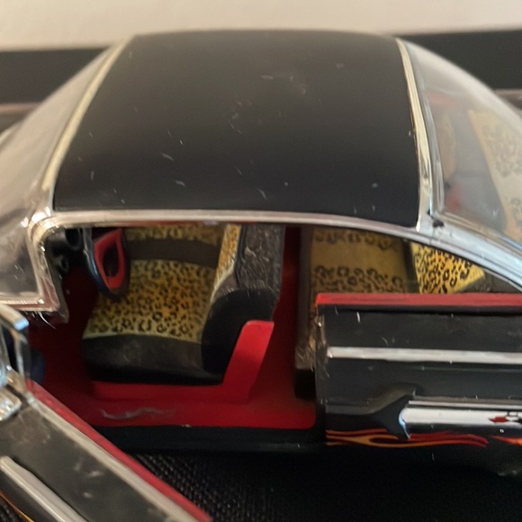 Jada Toys Road Rats ‘60 Chevy Impala Metal Die Cast, 1:24 - Picture 9 of 11